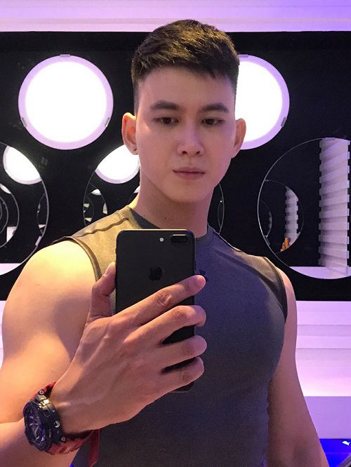 MC Tuân Lê lộ clip nóng, ảnh nóng 18+ không che mới nhất